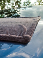 SHINE LAB TWISTED-LOOP DRYING TOWEL