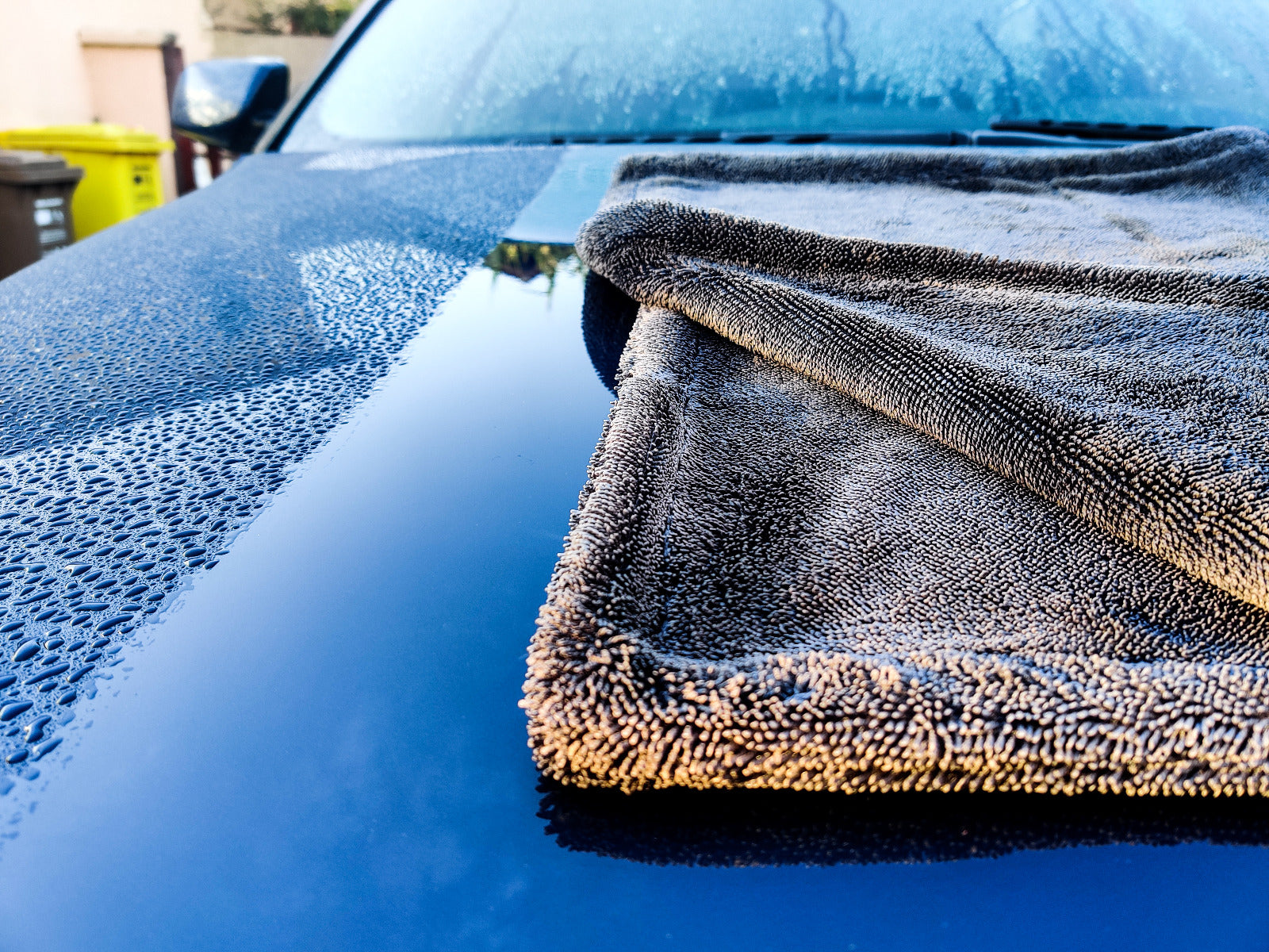 SHINE LAB SCRATCH FREE ULTRA SOFT DRYING TOWEL